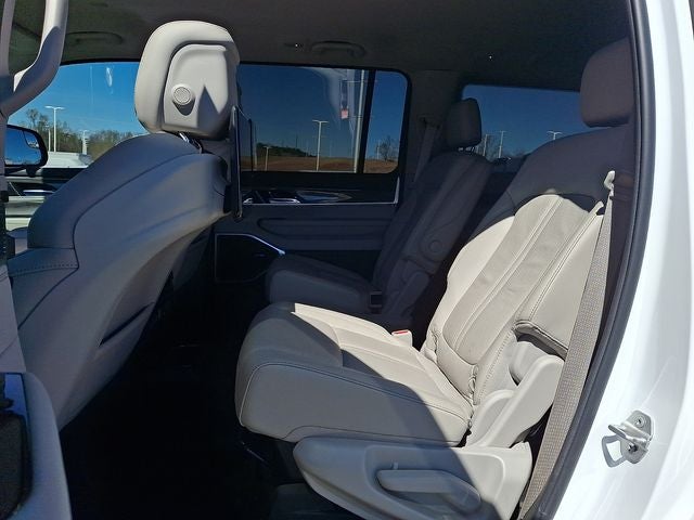 2022 Jeep Wagoneer Series III 4x4