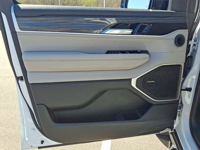 2022 Jeep Wagoneer Series III 4x4