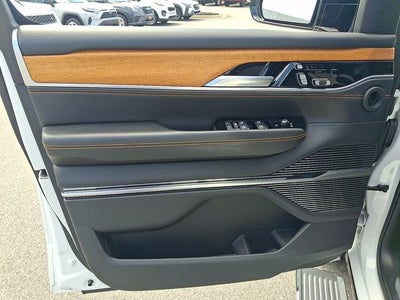 2023 Jeep Grand Wagoneer Series III 4x4