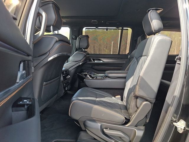 2024 Jeep Grand Wagoneer Series III Obsidian 4x4