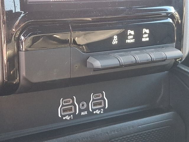 2025 RAM 1500 Big Horn Crew Cab 4x4 5'7' Box