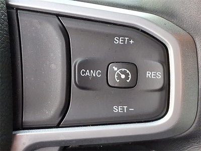 2022 RAM 1500 Big Horn Crew Cab 4x4 5'7' Box