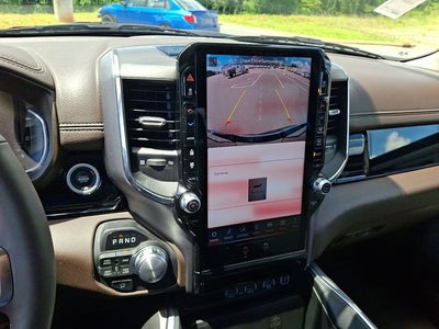 2025 RAM 1500 Laramie Crew Cab 4x4 5'7' Box