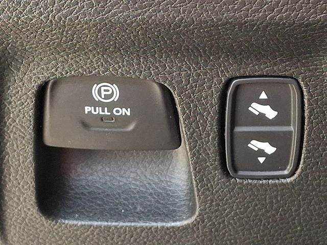 2023 RAM 1500 Limited Longhorn Crew Cab 4x4 5'7' Box