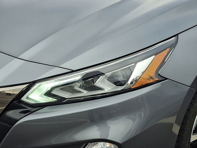 2022 Nissan Altima SR FWD