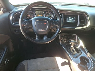 2015 Dodge Challenger SXT