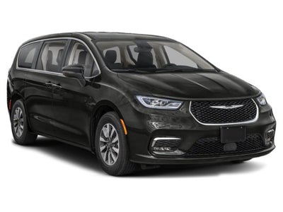 2024 Chrysler Pacifica Hybrid Premium S Appearance Pkg