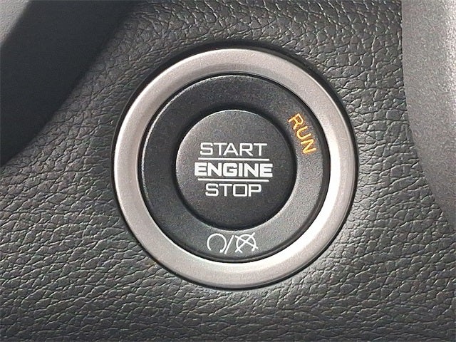 2023 RAM 3500 Tradesman Crew Cab 4x4 8' Box