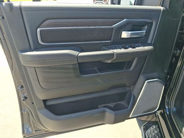 2025 RAM 2500 Laramie Crew Cab 4x4 6'4' Box