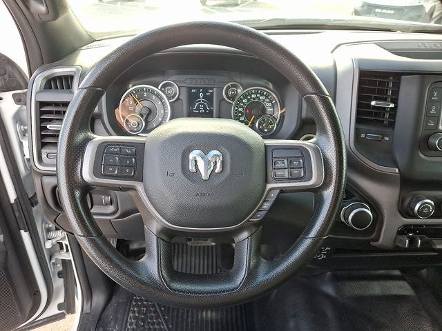 2022 RAM 2500 Tradesman Crew Cab 4x4 6'4' Box