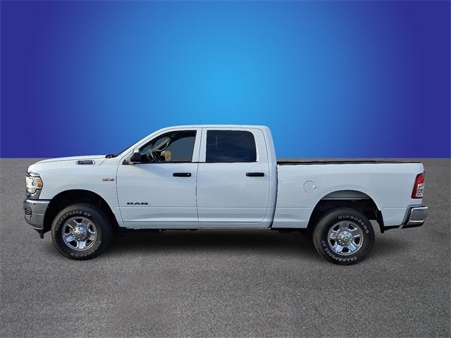 2022 RAM 2500 Tradesman Crew Cab 4x4 6'4' Box