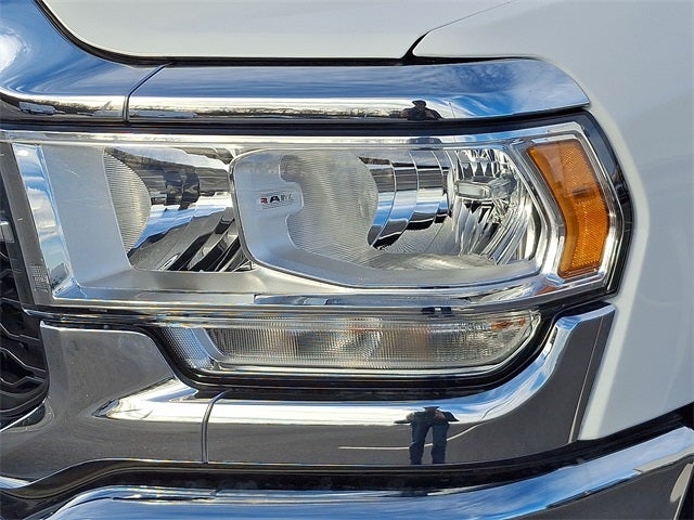 2022 RAM 2500 Tradesman Crew Cab 4x4 6'4' Box