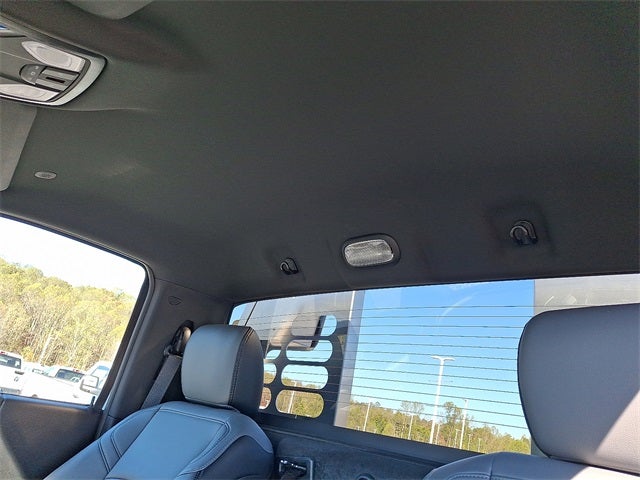 2025 RAM 5500HD Tradesman/Big Horn