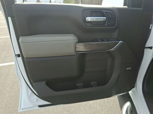 2021 Chevrolet Silverado 1500 4WD Crew Cab Short Bed LTZ