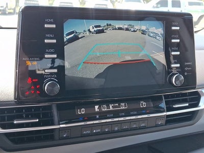 2024 Toyota Sienna XLE 8 Passenger