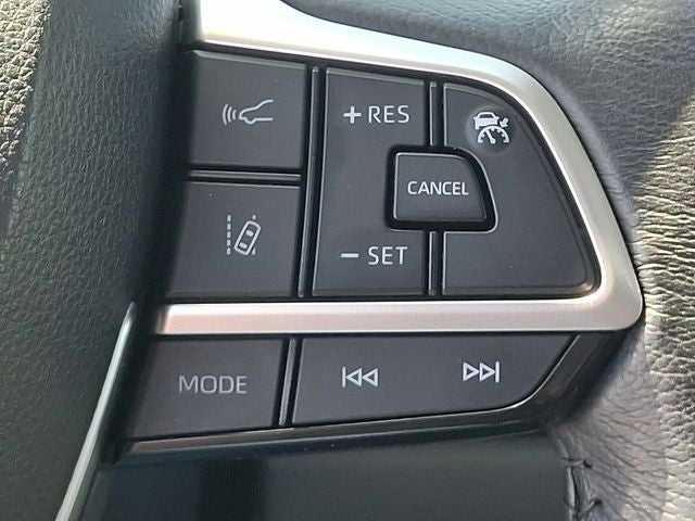 2024 Toyota Sienna XLE 8 Passenger