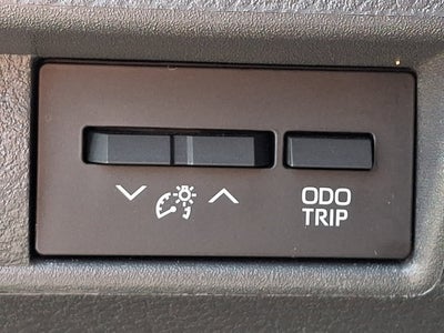 2024 Toyota Sienna XLE 8 Passenger