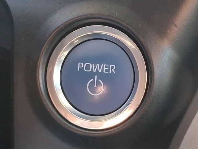 2024 Toyota Sienna XLE 8 Passenger