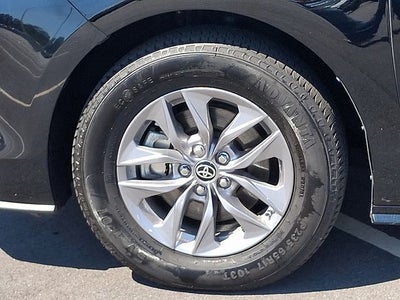 2024 Toyota Sienna XLE 8 Passenger