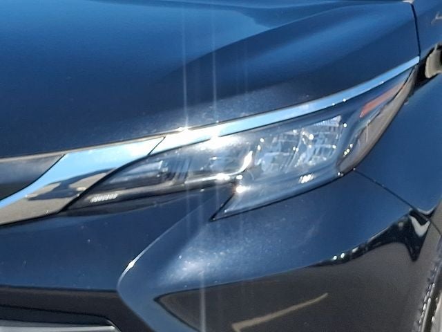 2024 Toyota Sienna XLE 8 Passenger