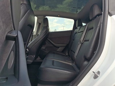 2022 Tesla Model Y Long Range Dual Motor All-Wheel Drive