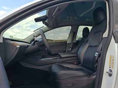 2022 Tesla Model Y Long Range Dual Motor All-Wheel Drive